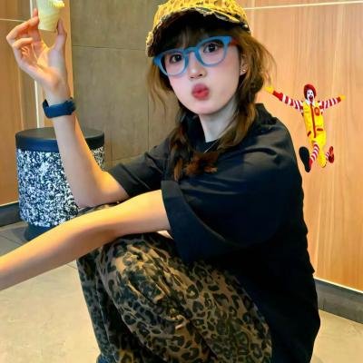 阿布格莱布的男孩